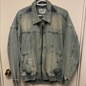 Men’s Gestuz Asher Denim Bomber Jacket In Mid Wash Size 38